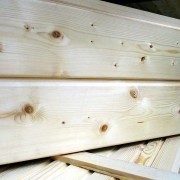 Profile für die Holzvertäfelung