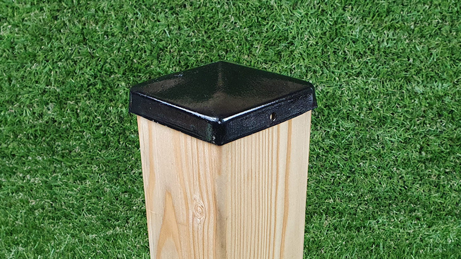 Pfostenkappe für 90 x 90mm, Pyramide, Edelstahl schwarz