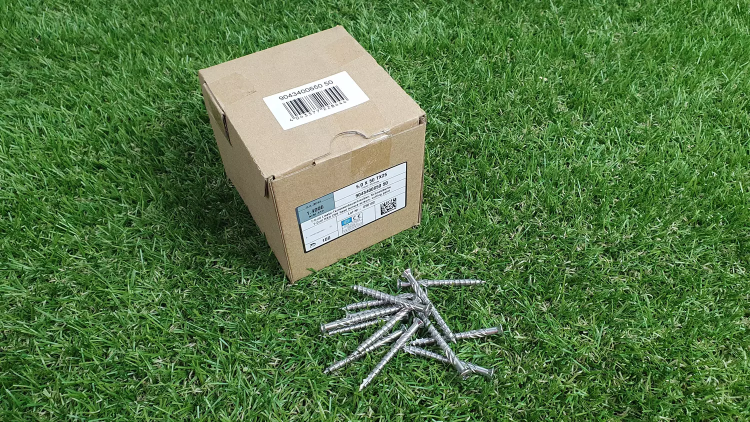 SALE - C1 Liseko Terrassenschrauben 5,0x50mm, mit Schneidkerbe, TX 25, 100 Stck./Pak.
