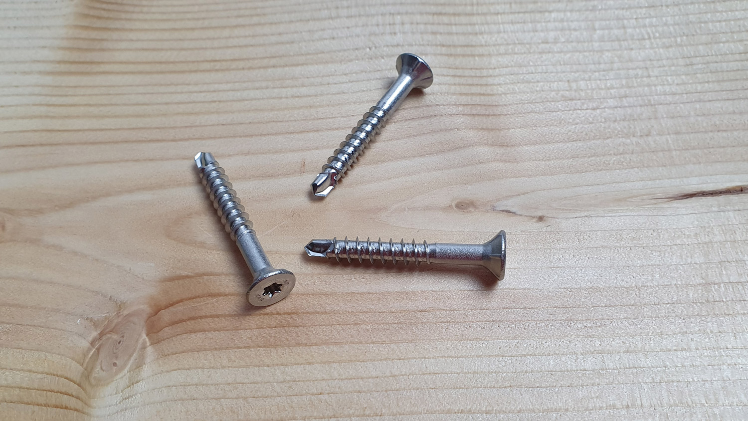 A2 Schrauben 5,0x40/26mm TX25 für Alu-UK, Senkkopf, mit Bohrspitze, 200 Stck./Pack. A2 Schrauben 5,0x40/26mm TX25 für Alu-UK, Senkkopf, mit Bohrspitze, 200 Stck./Pack.