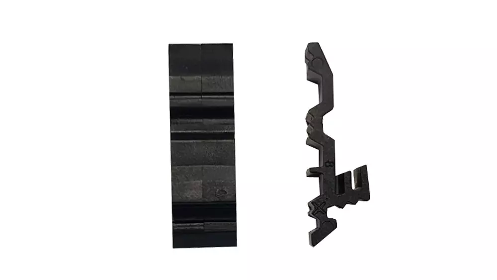 Fugo Distanzhalter 8mm für Rhombusleisten, 200 Stck, für sichtbare Montage Fugo Distanzhalter 8mm für Rhombusleisten, 200 Stck, für sichtbare Montage