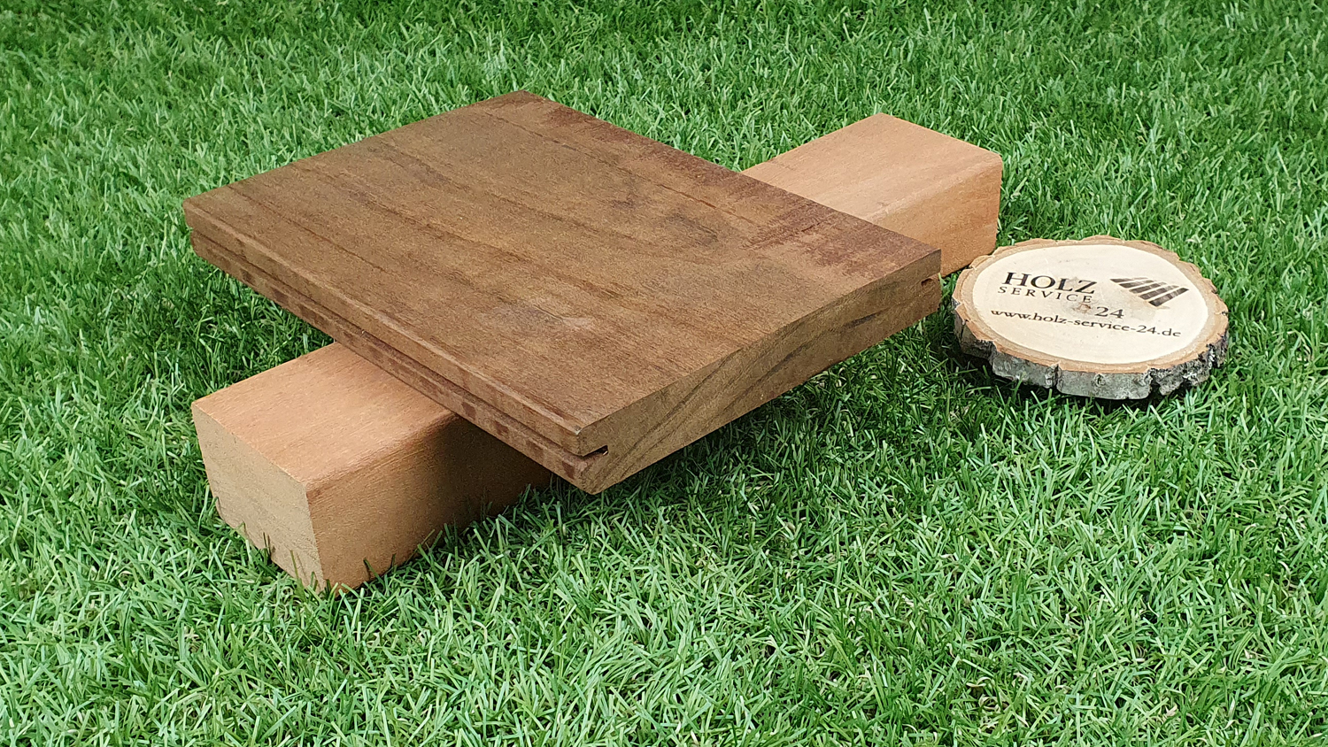 Terrassendiele Kebony Clear (Pina Radiata astrein) mit Seitennut, 22x142mm, Länge 4,20m, glatt/glatt